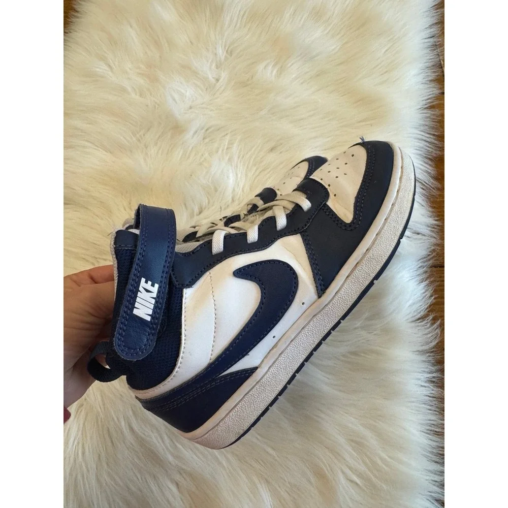 Nike‎ navy mid top size 3Y